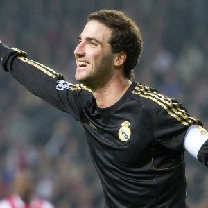 爱游戏大厅官网-传奇家族：多个NBA巨星的“星光传承”故事，传奇家族直播