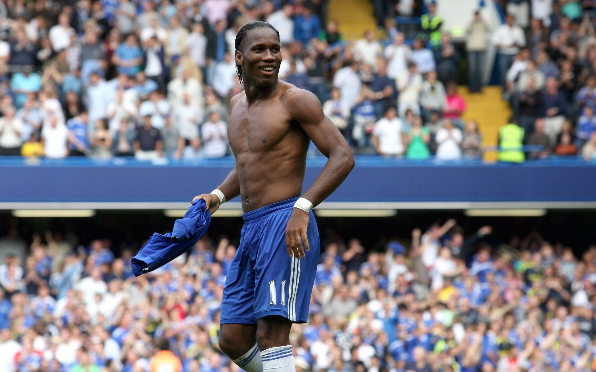 伯恩茅斯主场逆转胜利，保级前景一片光明，伯恩茅斯对阵